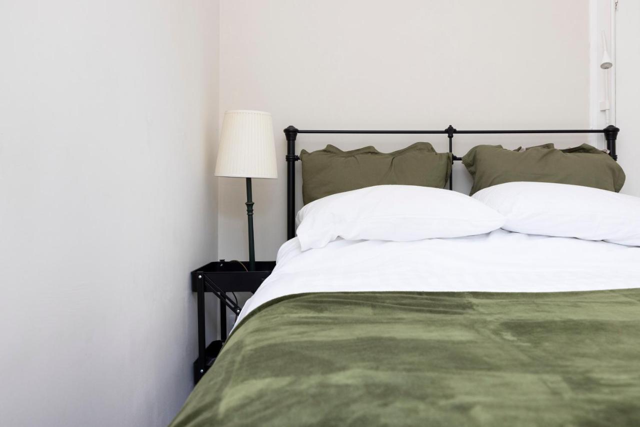Edinburgh Holyrood Park Views Apartment Esterno foto